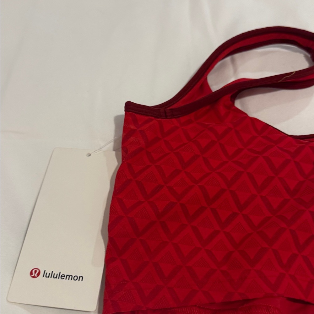 lululemon athletica Geometric Red Sports Bra - Picture 3 of 4